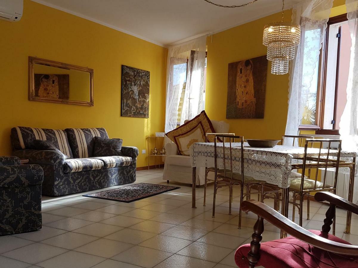 Moro Dal Castel - Appartamento Al Castel Кастельнуово-дель-Гарда Экстерьер фото